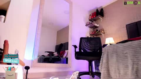 Mar y online show from April 2026 07:58:02 PM