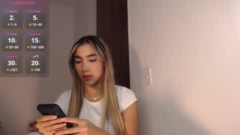 Mariana online show from November 2025 11:53:01 PM