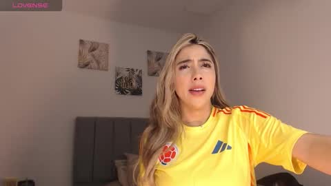 Mariana online show from March 2026 04:18:01 AM