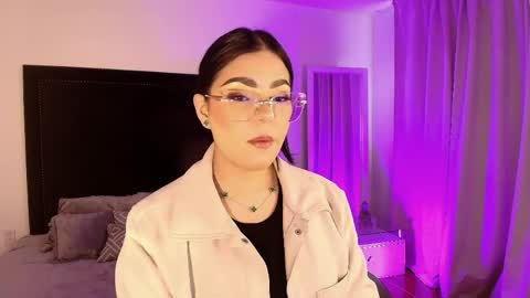 Snapshot of mariana_owen chatting on May 2026 11:58:02 AM online show from May 2026 11:58:02 AM