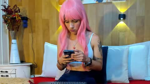 Mariana Angel online show from December 2025 07:09:01 PM