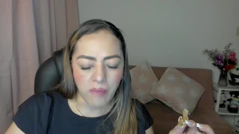 Snapshot of marianalopez81 chatting on March 2025 12:55:02 AM Mariana Lopez online show from March 2025 12:55:02 AM