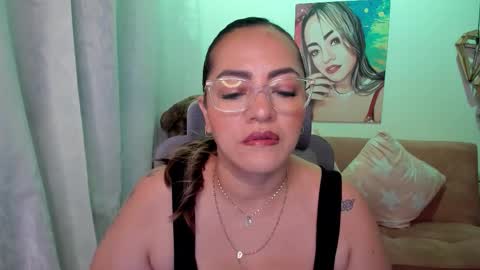 Snapshot of marianalopez81 chatting on October 2025 01:06:01 AM Mariana Lopez online show from October 2025 01:06:01 AM