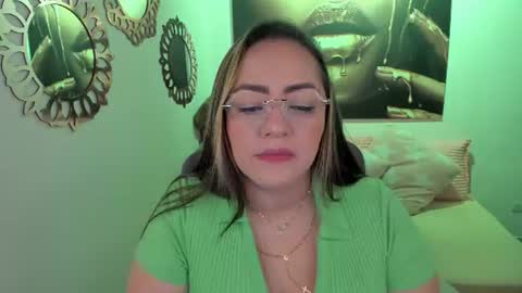 Snapshot of marianalopez81 chatting on July 2026 12:34:01 AM Mariana Lopez online show from July 2026 12:34:01 AM