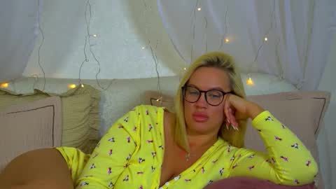 Maria online show from March 2026 05:44:01 AM