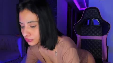 Snapshot of marianne__ chatting on June 2026 11:50:02 PM M A R I A N E online show from June 2026 11:50:02 PM