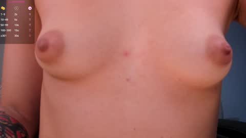 Marianne  online show from December 2024 12:11:02 AM