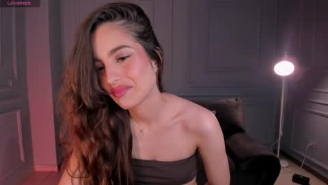 Marianne  online show from January 2026 09:51:01 PM