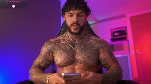 Mariano Costa online show from October 2025 04:15:02 AM