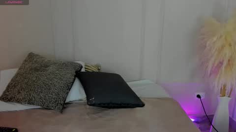 Snapshot of mariapettit chatting on January 2026 11:36:01 AM Maria Pettit online show from January 2026 11:36:01 AM