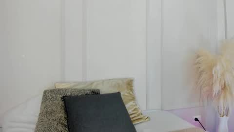 Snapshot of mariapettit chatting on February 2026 11:39:01 AM Maria Pettit online show from February 2026 11:39:01 AM