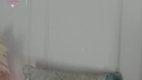 Snapshot of mariapettit chatting on June 2026 03:33:01 AM Maria Pettit online show from June 2026 03:33:01 AM