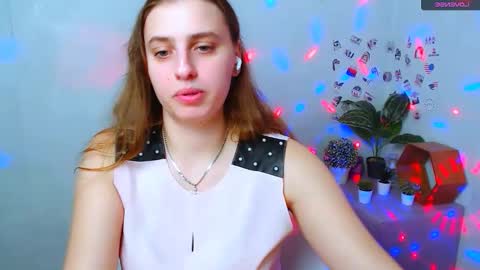 Mariia online show from December 2025 10:35:02 AM