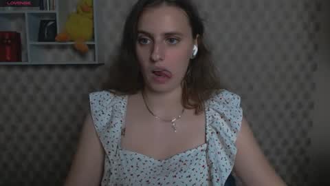 Snapshot of mariatess_ chatting on July 2026 01:07:02 PM Mariia online show from July 2026 01:07:02 PM