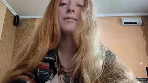 Snapshot of maricagorgo chatting on June 2026 10:07:01 PM Kate online show from June 2026 10:07:01 PM