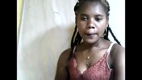 Snapshot of marie599194 chatting on May 2026 08:11:01 AM marie599194 online show from May 2026 08:11:01 AM
