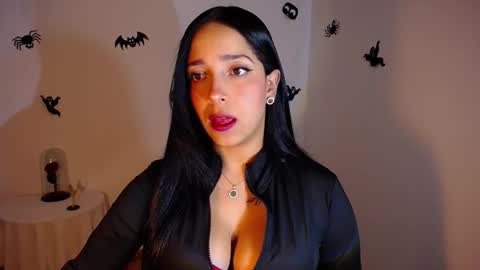 Snapshot of marie_daved chatting on October 2025 03:34:01 AM Nicolle online show from October 2025 03:34:01 AM