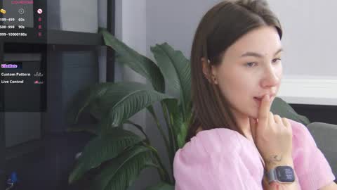 Snapshot of marie_diaze chatting on April 2026 11:59:01 AM Marie LEAVE YOUR WITH ME online show from April 2026 11:59:01 AM