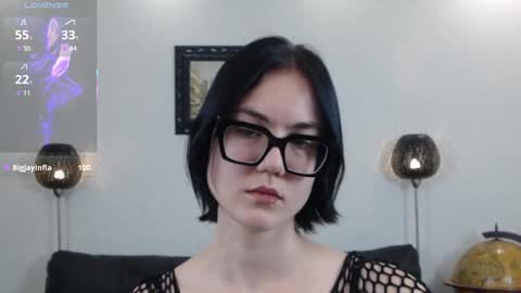 Marie Fitch online show from November 2025 02:11:01 AM