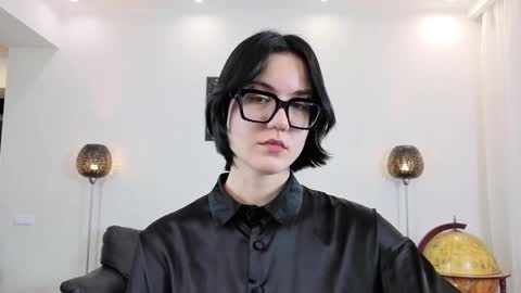 Marie Fitch online show from December 2025 11:35:02 PM