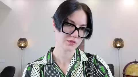 Marie Fitch online show from March 2026 02:28:01 AM