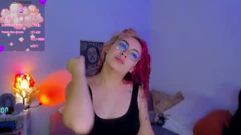 Snapshot of marieetaylor chatting on June 2026 07:38:01 PM Mariee online show from June 2026 07:38:01 PM