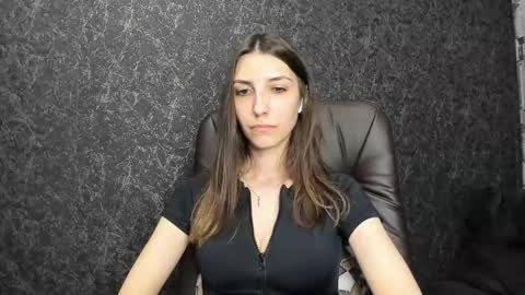 Snapshot of marielleanker chatting on October 2025 11:57:02 PM marielleanker online show from October 2025 11:57:02 PM