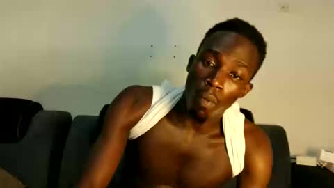 Snapshot of marietabro chatting on May 2026 02:12:02 PM marietabro online show from May 2026 02:12:02 PM