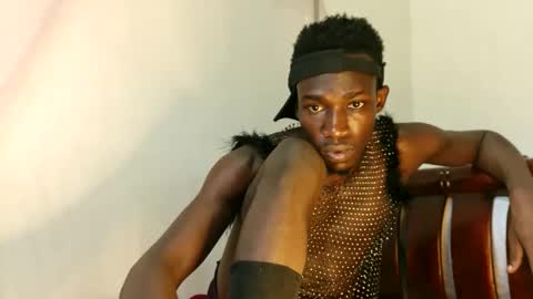 Snapshot of marietabro chatting on May 2026 08:32:01 AM marietabro online show from May 2026 08:32:01 AM