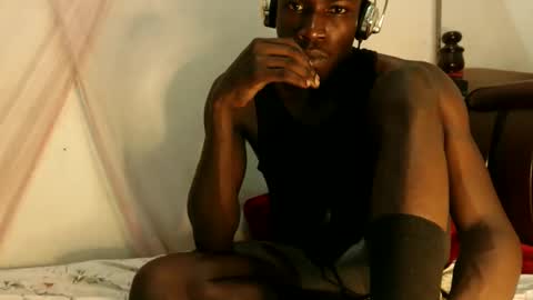 Snapshot of marietabro chatting on May 2026 08:10:02 PM marietabro online show from May 2026 08:10:02 PM