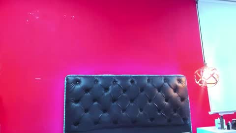 MARIHAM AND MURATH online show from November 2025 09:41:01 AM