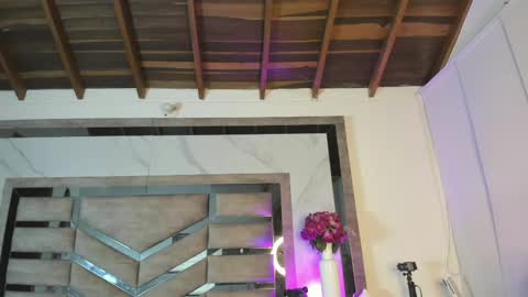 Marihana online show from April 2026 09:15:02 PM