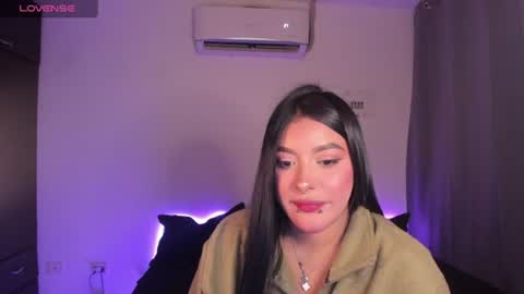 Snapshot of mariiana_hasper chatting on June 2026 07:45:02 AM Mariana Hasper online show from June 2026 07:45:02 AM