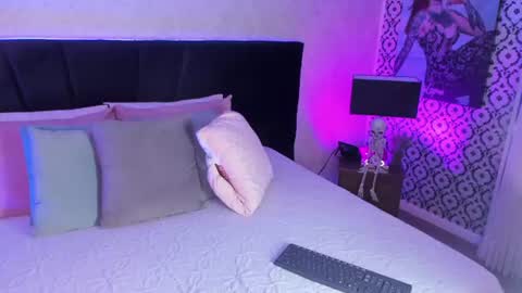 Snapshot of mariianna_lopez_ chatting on June 2026 08:02:01 PM Mariana online show from June 2026 08:02:01 PM
