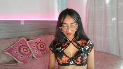 Snapshot of marijaneh chatting on April 2026 04:30:02 PM Luna Dulk online show from April 2026 04:30:02 PM