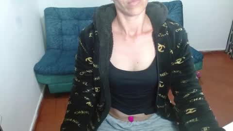  Marilyn  online show from November 2025 09:36:01 PM