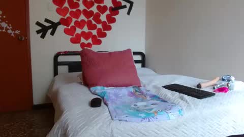 Snapshot of marilynbeautifullyhairy chatting on January 2025 04:36:02 PM marilyn online show from January 2025 04:36:02 PM