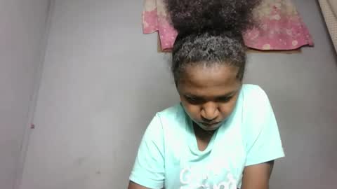 Snapshot of marina0506 chatting on December 2025 07:32:01 PM marina0506 online show from December 2025 07:32:01 PM