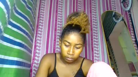Snapshot of marina0506 chatting on July 2026 12:33:01 PM marina0506 online show from July 2026 12:33:01 PM