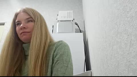 Emma online show from October 2025 08:09:02 AM