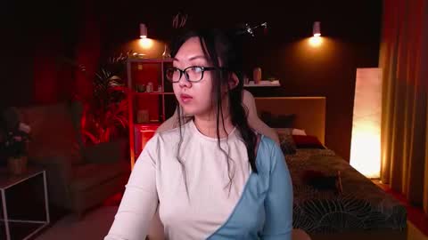 Snapshot of marine_vact chatting on October 2025 02:06:02 PM Marine online show from October 2025 02:06:02 PM