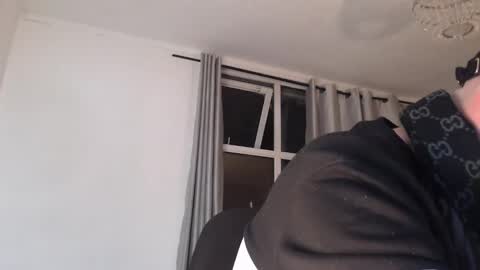 marinocalito online show from December 2025 04:58:01 PM