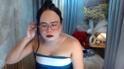 LEAH online show from June 2026 06:18:02 PM