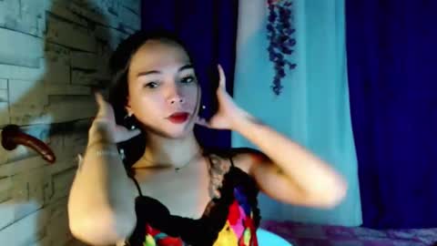 Snapshot of marishkafoxx chatting on May 2026 06:04:02 PM marishka online show from May 2026 06:04:02 PM