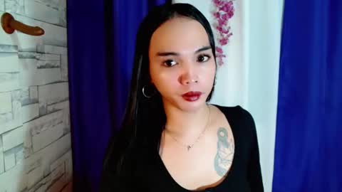 Snapshot of marishkafoxx chatting on May 2026 07:00:02 PM marishka online show from May 2026 07:00:02 PM