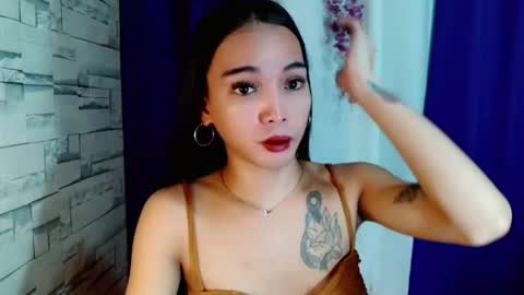 Snapshot of marishkafoxx chatting on June 2026 10:43:02 AM marishka online show from June 2026 10:43:02 AM