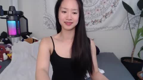 Snapshot of marissapeach chatting on June 2026 11:40:01 PM MarissaPeach online show from June 2026 11:40:01 PM