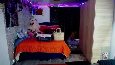 Maritza Ferrer -Samara Beltran online show from January 2026 02:37:02 AM