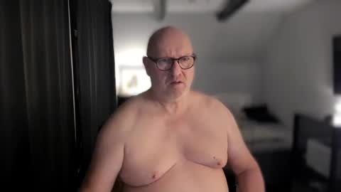 Mark online show from February 2025 08:37:01 PM