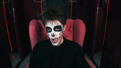 Mark online show from October 2025 03:57:02 PM